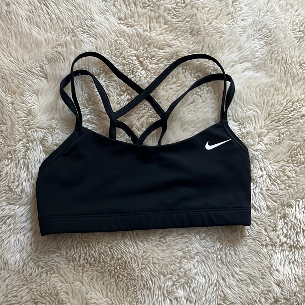 Black Nike Women’s Sports Bra Small